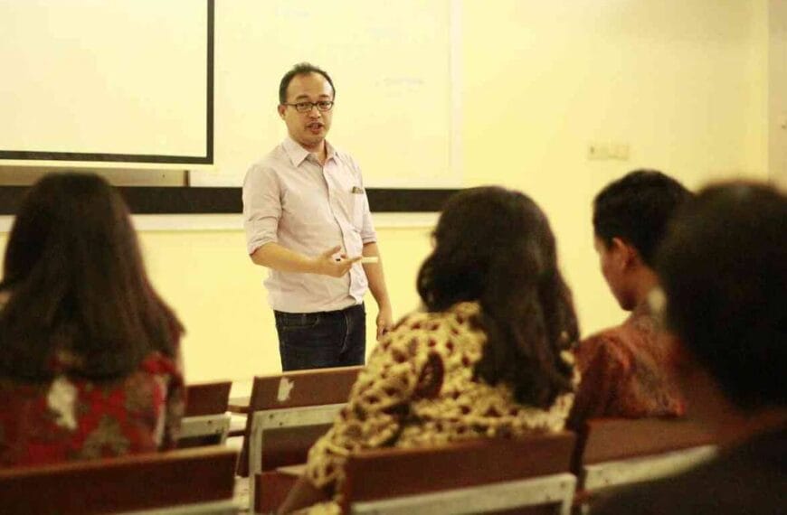 Kebijakan Pemasaran Pariwisata Indonesia 2025:Ambisi, Efisiensi, dan Realitas yang Rapuh